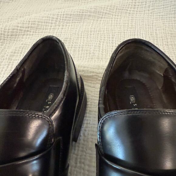 Skechers Slip On Loafer Size 13 Black Leather Silver Metal Rubber Sole - Picture 10 of 13